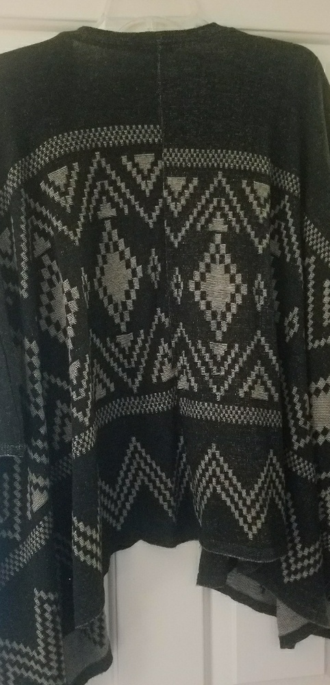 Sweater - Picture 3 of 3